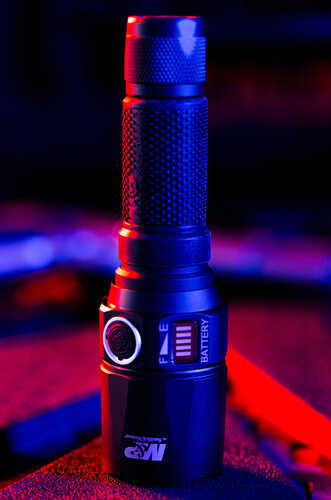 M&P Accessories Night Terror Compact Flashlight 3236 Lumens Led Cree Led Aluminum Black AFALSEdized